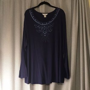 Beautiful blue 2X rarely worn shirt